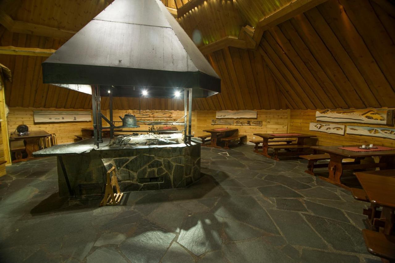 Harriniva Adventure Resort Muonio Luaran gambar